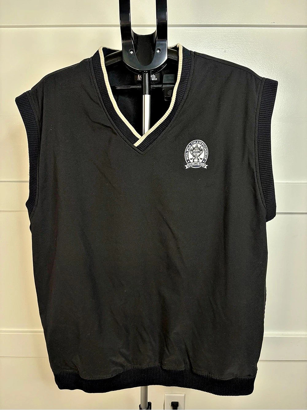 Ashworth Men's Black V-Neck Vest XL